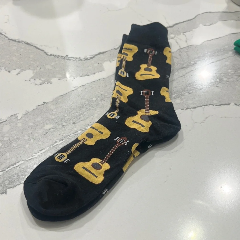 Black Guitar Pattern Men's Sock‎